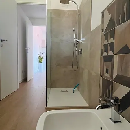 La Girandola 3*